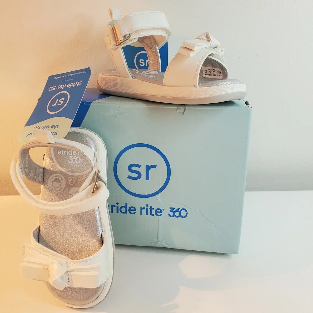 Stride Rite 360 Delilah White Silver Bow Sandals Kids Size 5M